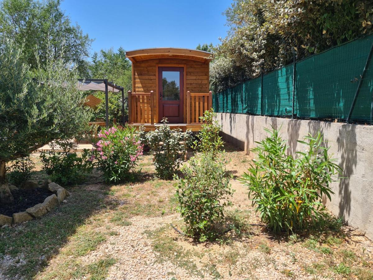 Tiny House Roulotte Villa Кюж-ле-Пен Екстериор снимка